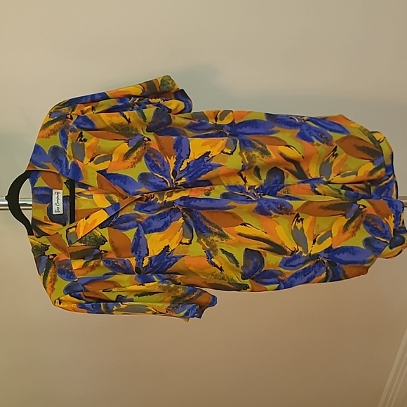 Blouse - Picture 1 of 6